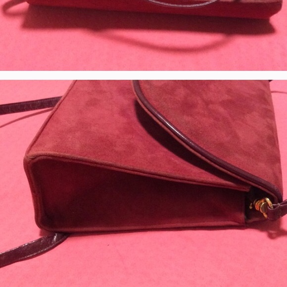 Vintage red suede purse- frenchy of California - Picture 3 of 4